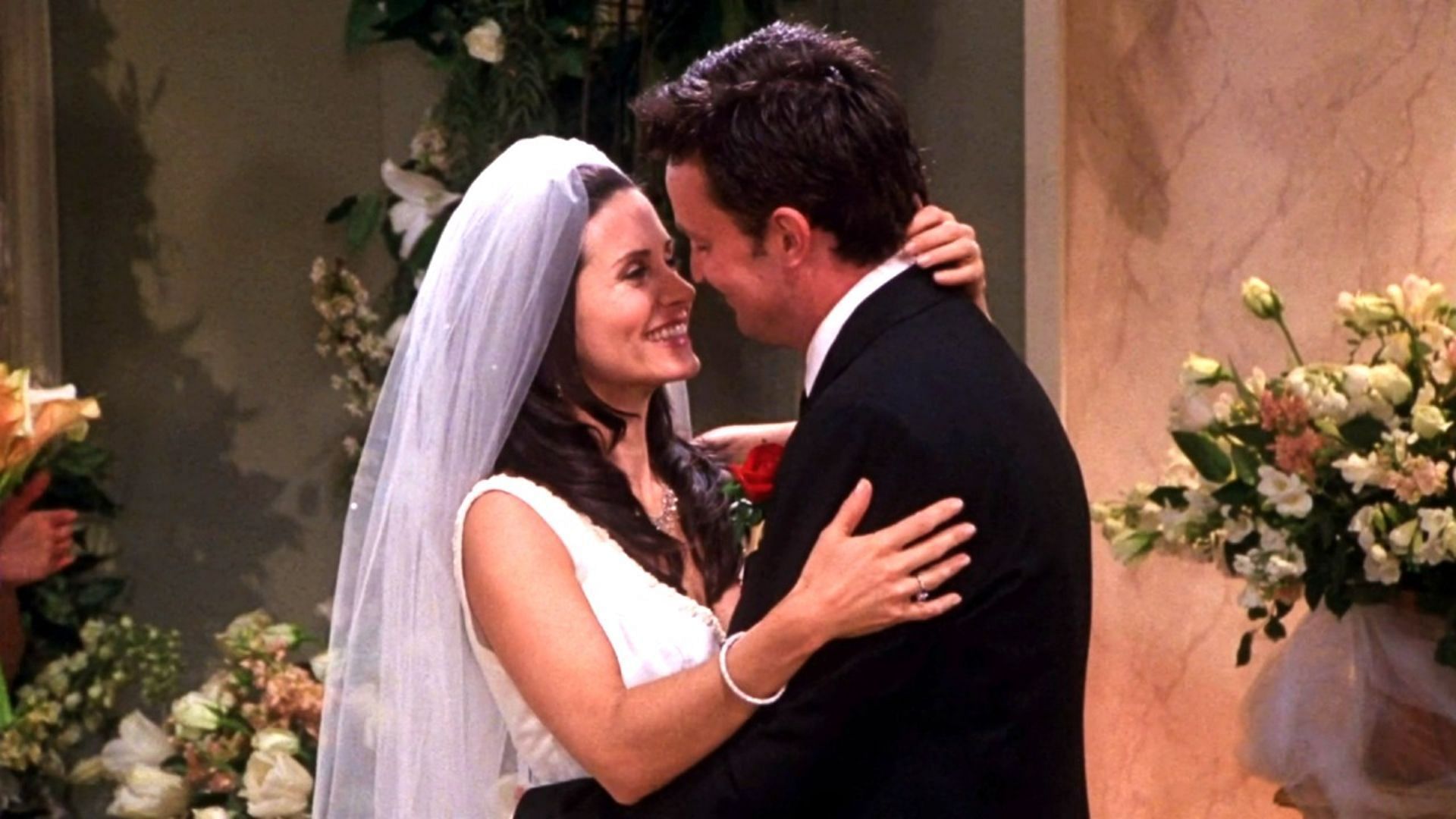 Monica and Chandler during their wedding in Friends (Image via Warner Bros.)
